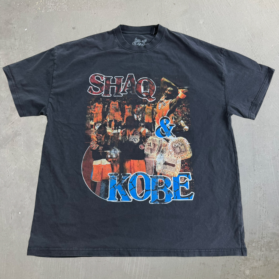 J- Vintage Los Angeles Lakers Shaq & Kobe Championship Oversized Tee - L (fits XL)
