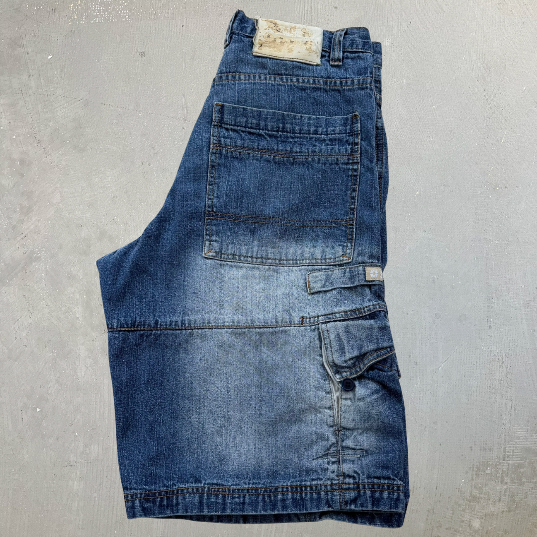 J- Vintage South Pole Denim Cargo Jorts - 32 waist 12 inseam
