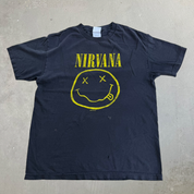 J- Vintage '92 Nirvana Smiley Face Graphic Tee - L