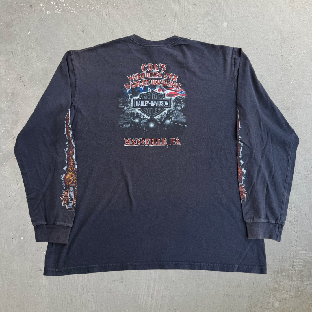 J- Vintage '10 Harley Davidson Mansfield Pa. Graphic Long Sleeve Tee - XL