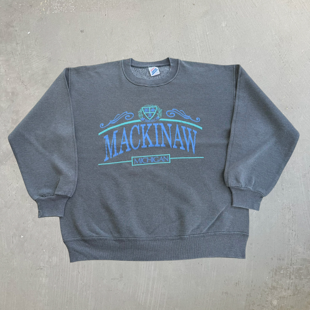 J- Vintage Mackinaw Michigan USA Graphic Text Made In USA Crewneck - L