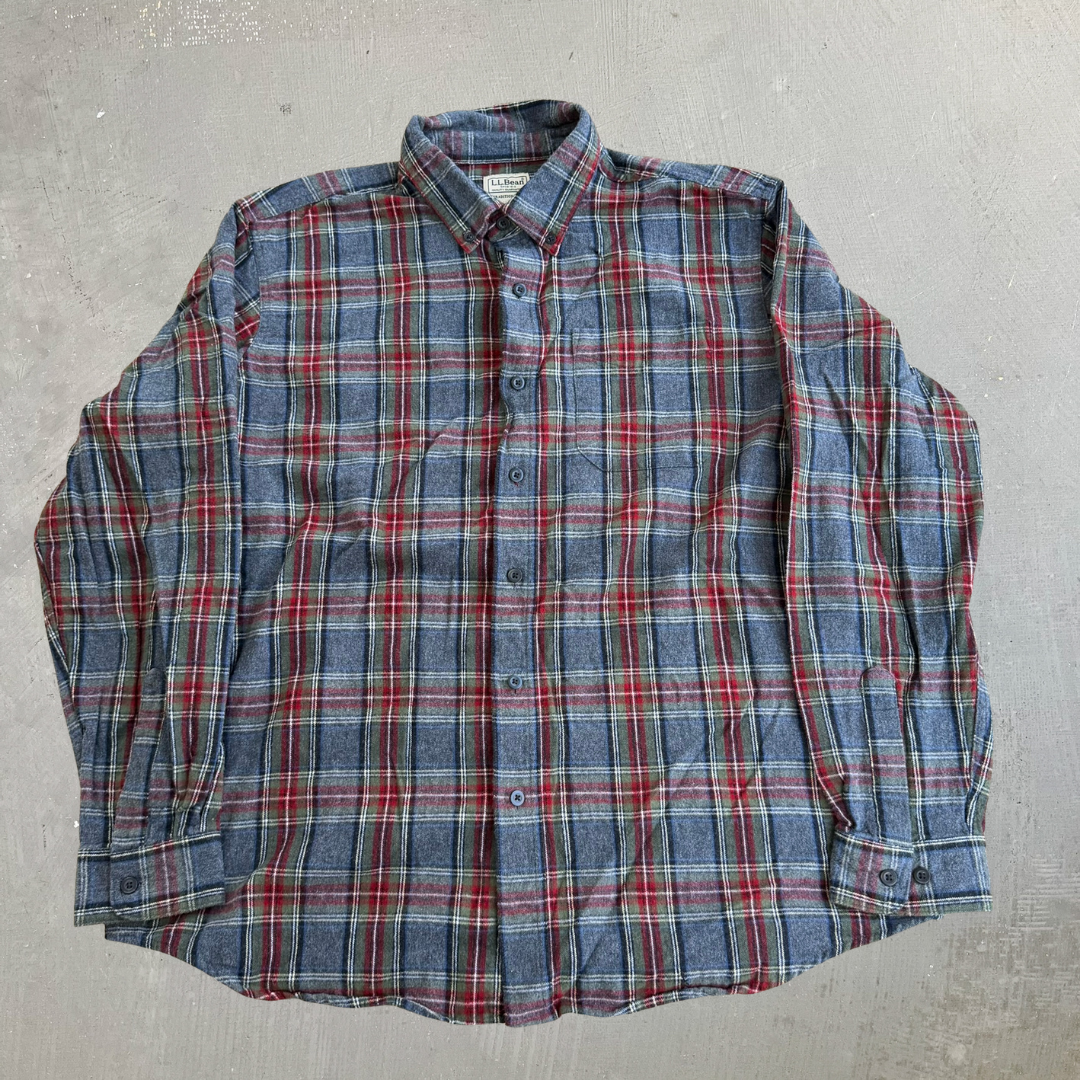 J- Vintage LL Bean Red/Dark Grey Plaid Button Down Flannel Shirt - L