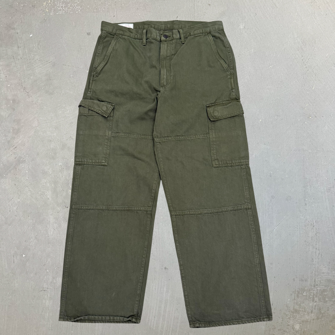 J- Vintage GAP 90s Loose Cargo Pants - 36x30