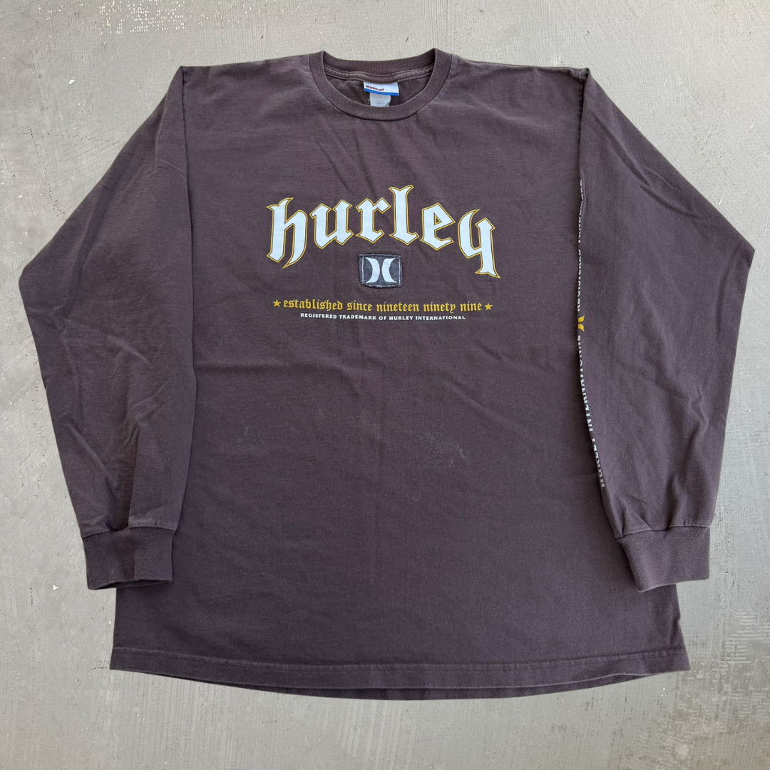 J- Vintage Hurley International Text Graphic Long Sleeve Tee - L