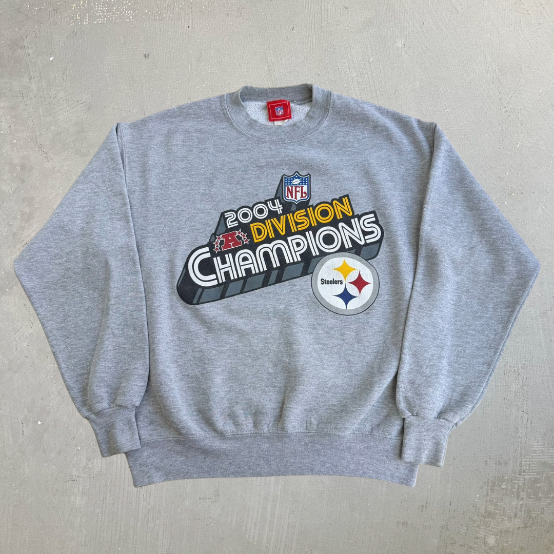 J- Vintage '04 Pittsburgh Steelers NFL Division Champions Graphic Crewneck - M