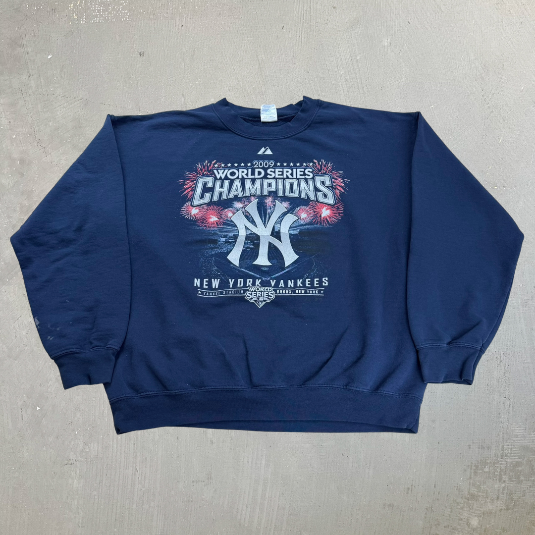 J- Vintage '09 New York Yankees MLB World Series Champions Graphic Crewneck - L