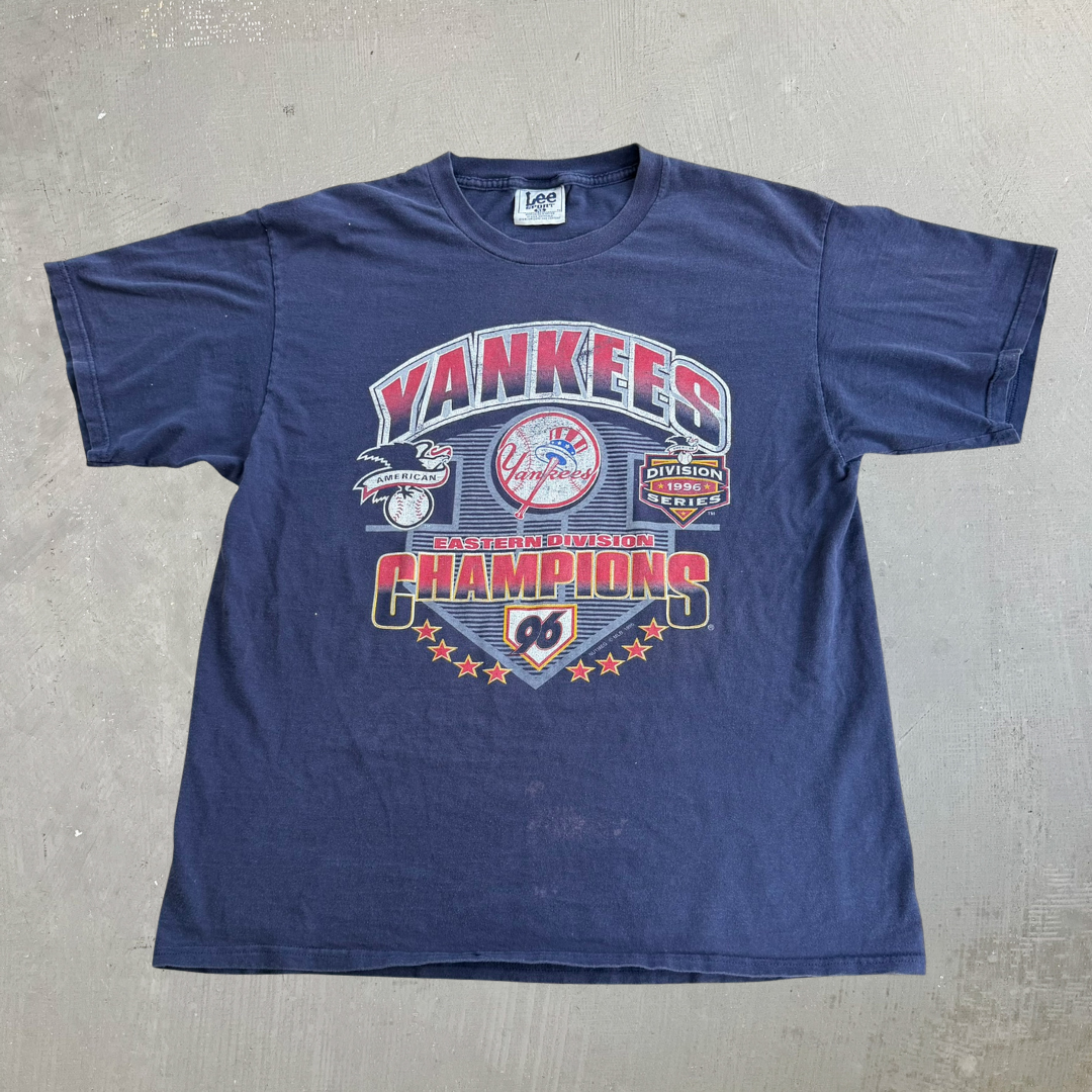 J- Vintage '96 New York Yankees MLB Eastern Division Champs Graphic Lee Tee - XL