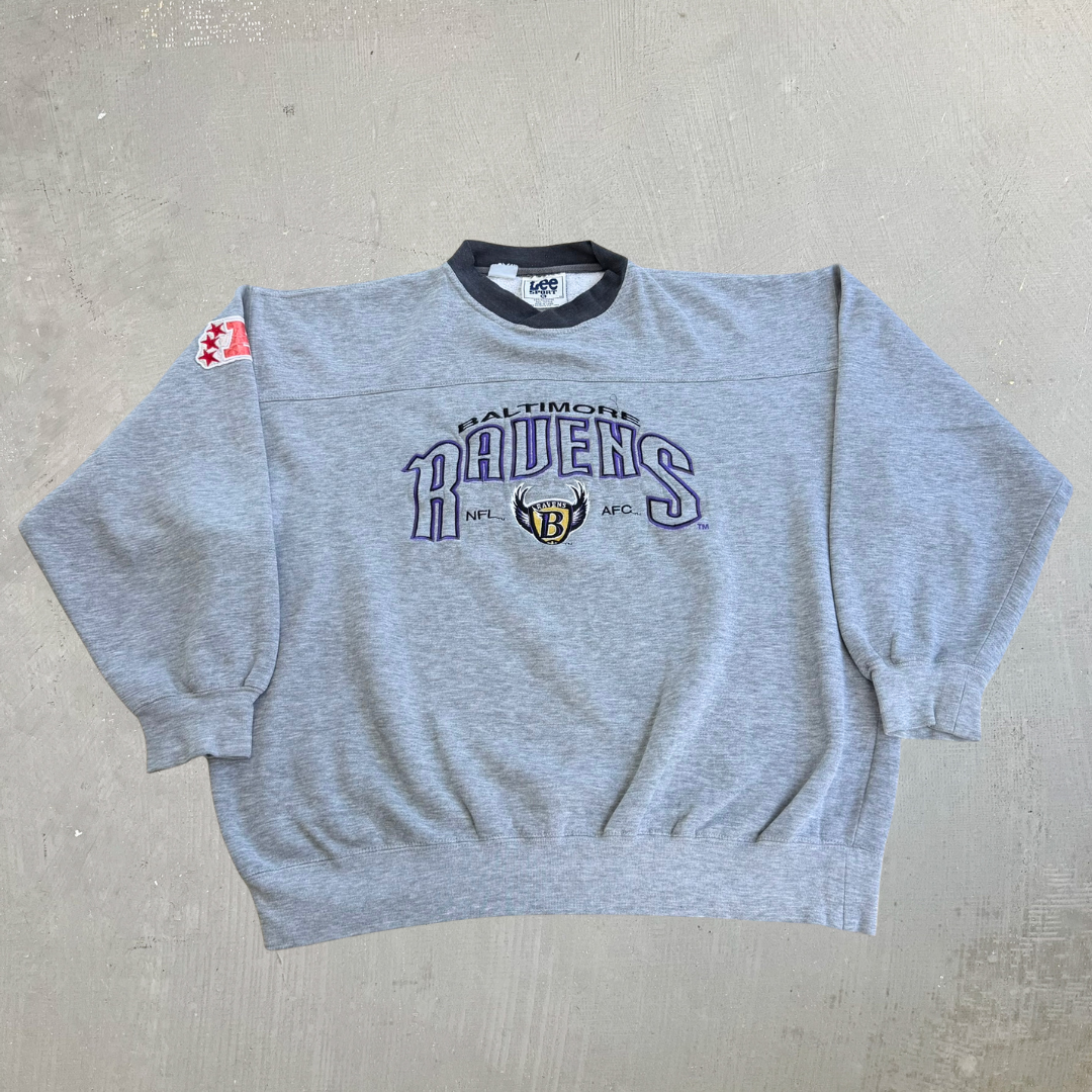 J- Vintage Baltimore Ravens NFL Lee Embroidered Logo & Text Crewneck - XL