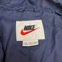Load image into Gallery viewer, F- Vintage Nike Color Block Zip Up Nylon Windbreaker Maroon/Navy Jacket
