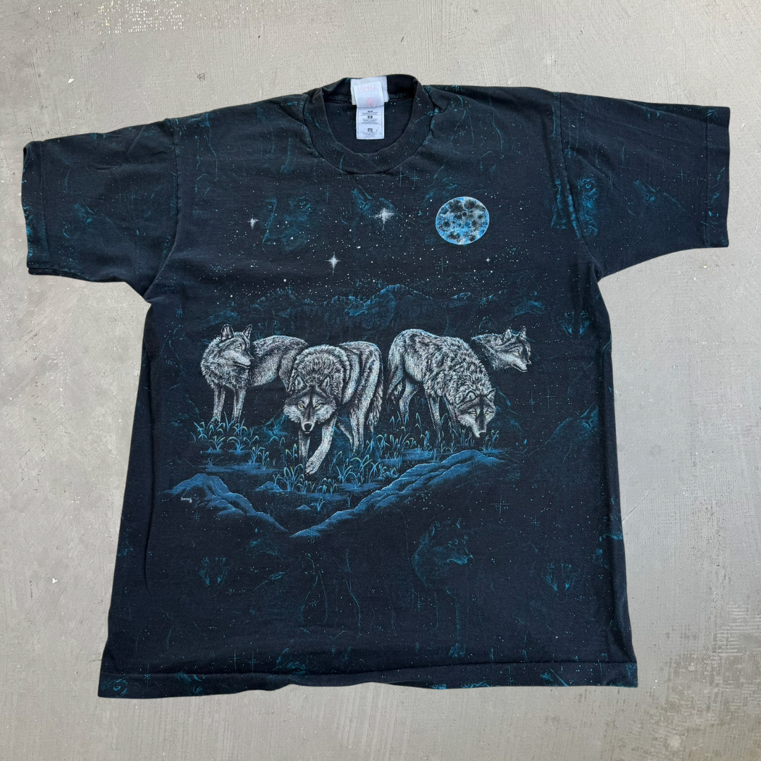 J- Vintage Wolf Pack & Moon All Over Print Graphic Single Stitch Tee - L