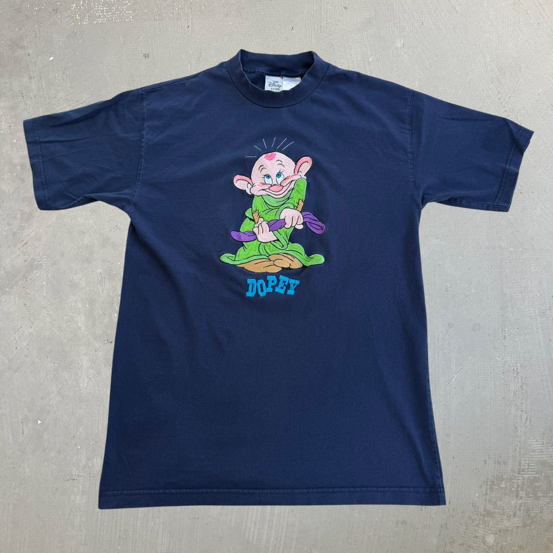 J- Vintage Disney Dopey Embroidered Character & Text Graphic Tee - L