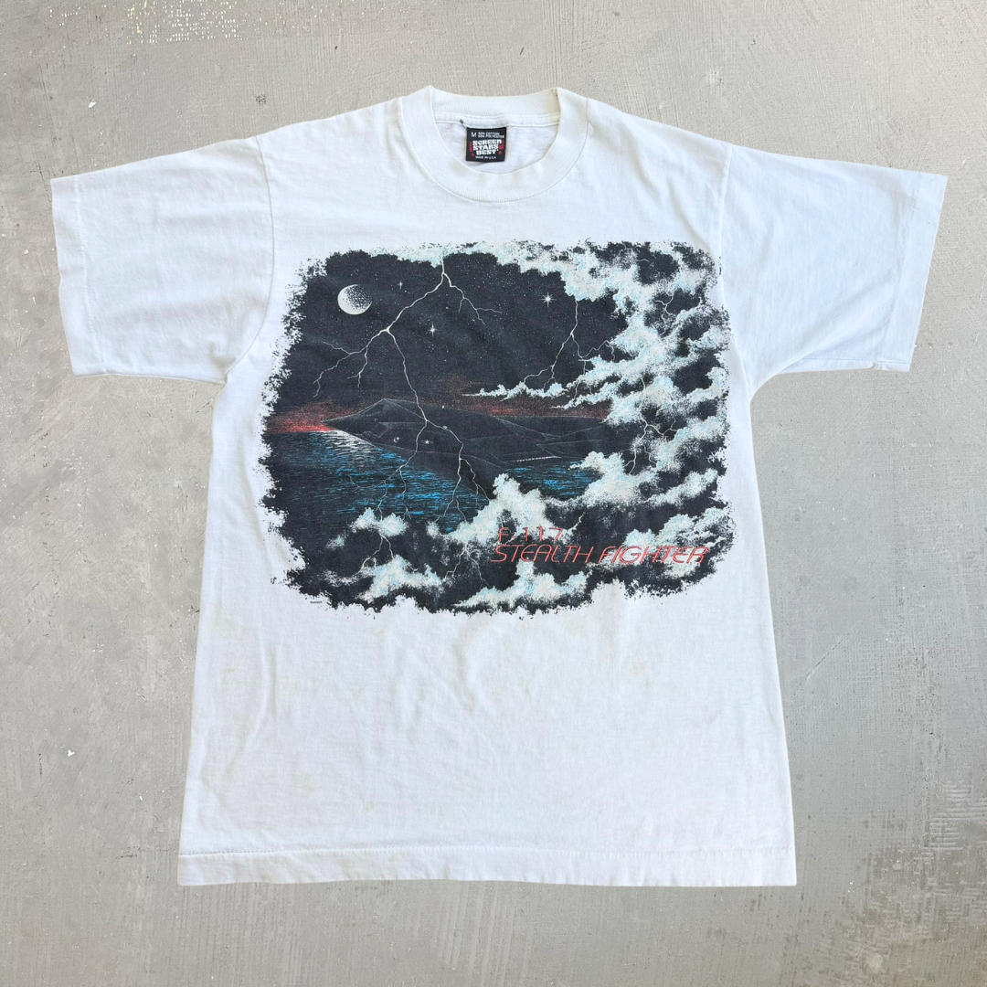 J- Vintage 90s F0117 Stealth Fighter Jet Graphic Made In USA Single Stitch Tee - M