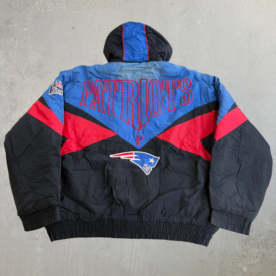 J- Vintage New England Patriots NFL Embroidered Logo Zip Up Winter Jacket - XL