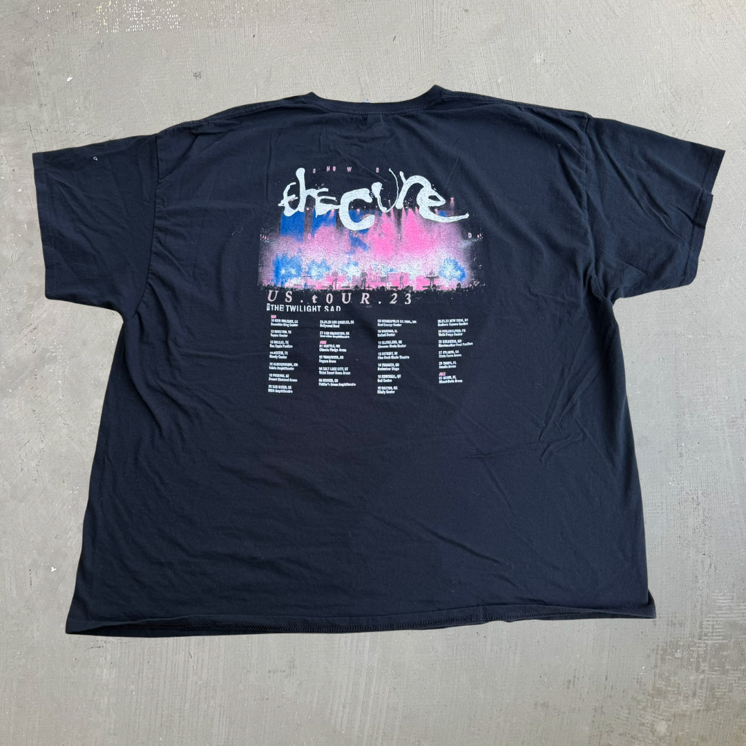 J- '23 The Cure Shows Of A Lost World Tour Graphic Tee - 3XL