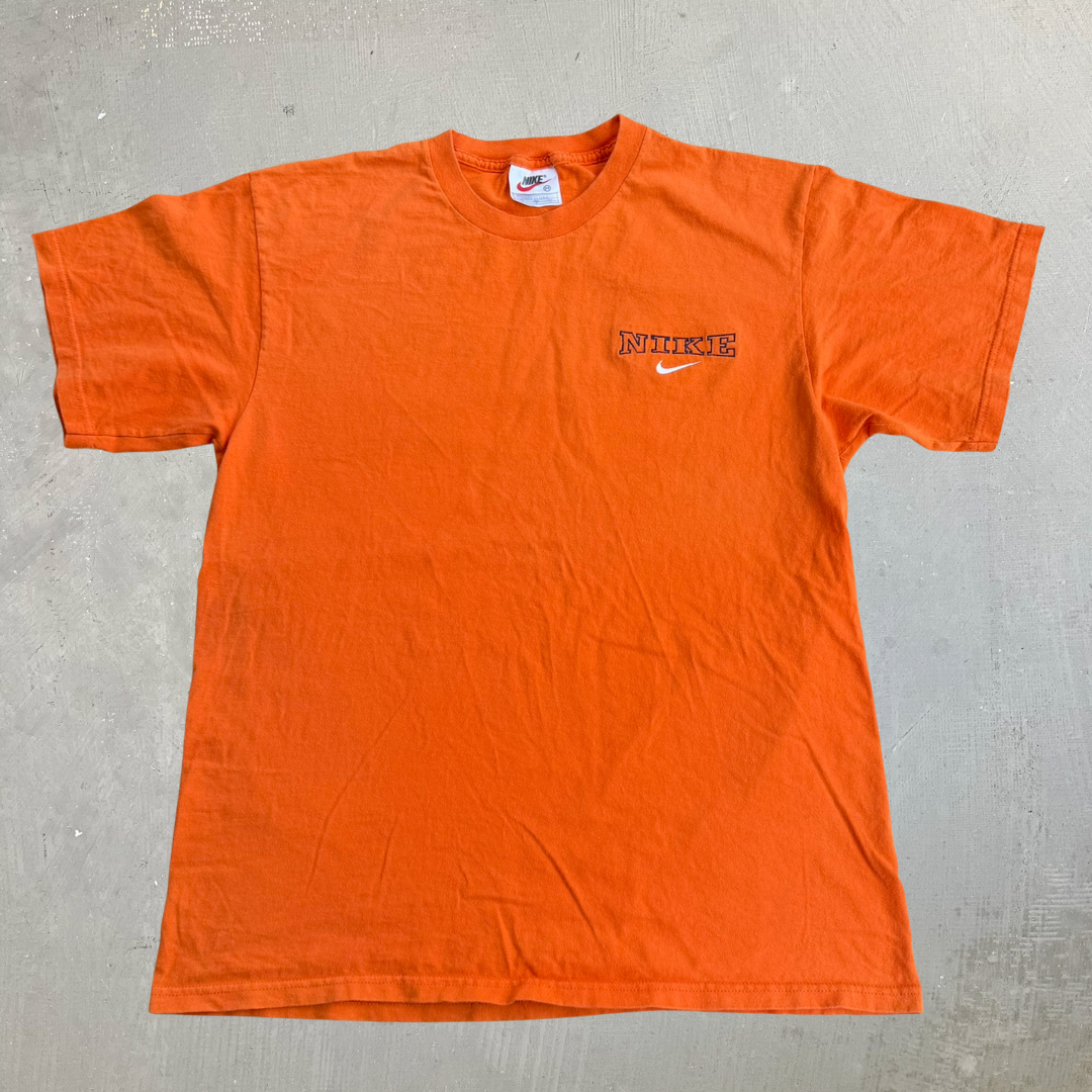 J- Vintage Nike Embroidered Text & Swoosh Made In USA Tee - M