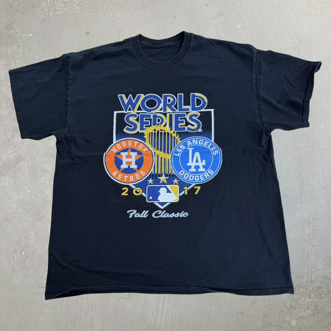 J- '17 MLB World Series Houston Astros Vs Los Angeles Dodgers Graphic Tee - L