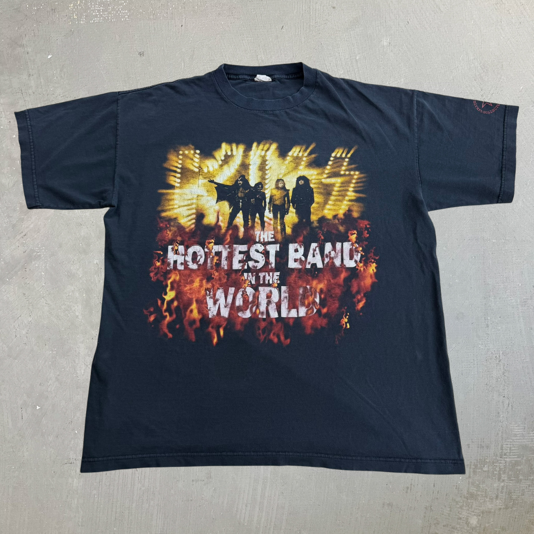 J- Vintage KISS Hottest Band In The World Limited Collector Series Graphic Made In USA Tee - XL