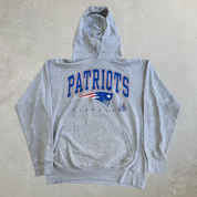 J- Vintage '98 New England Patriots NFL Riddell Graphic Text & Logo Hoodie - L