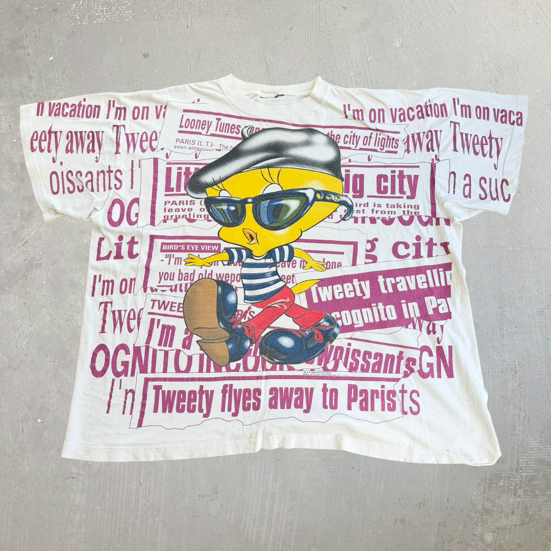 J- Vintage '95 Looney Tunes Tweety Flyes Away To Paris Jumbo Print Tee - XL