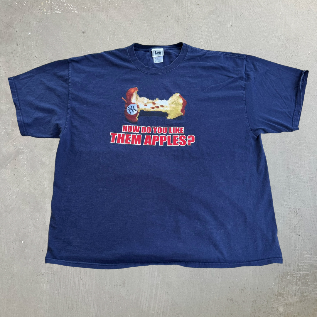 J- Vintage '07 Boston red Sox MLB How Do You Like Them Apples? Graphic Tee - 2XL