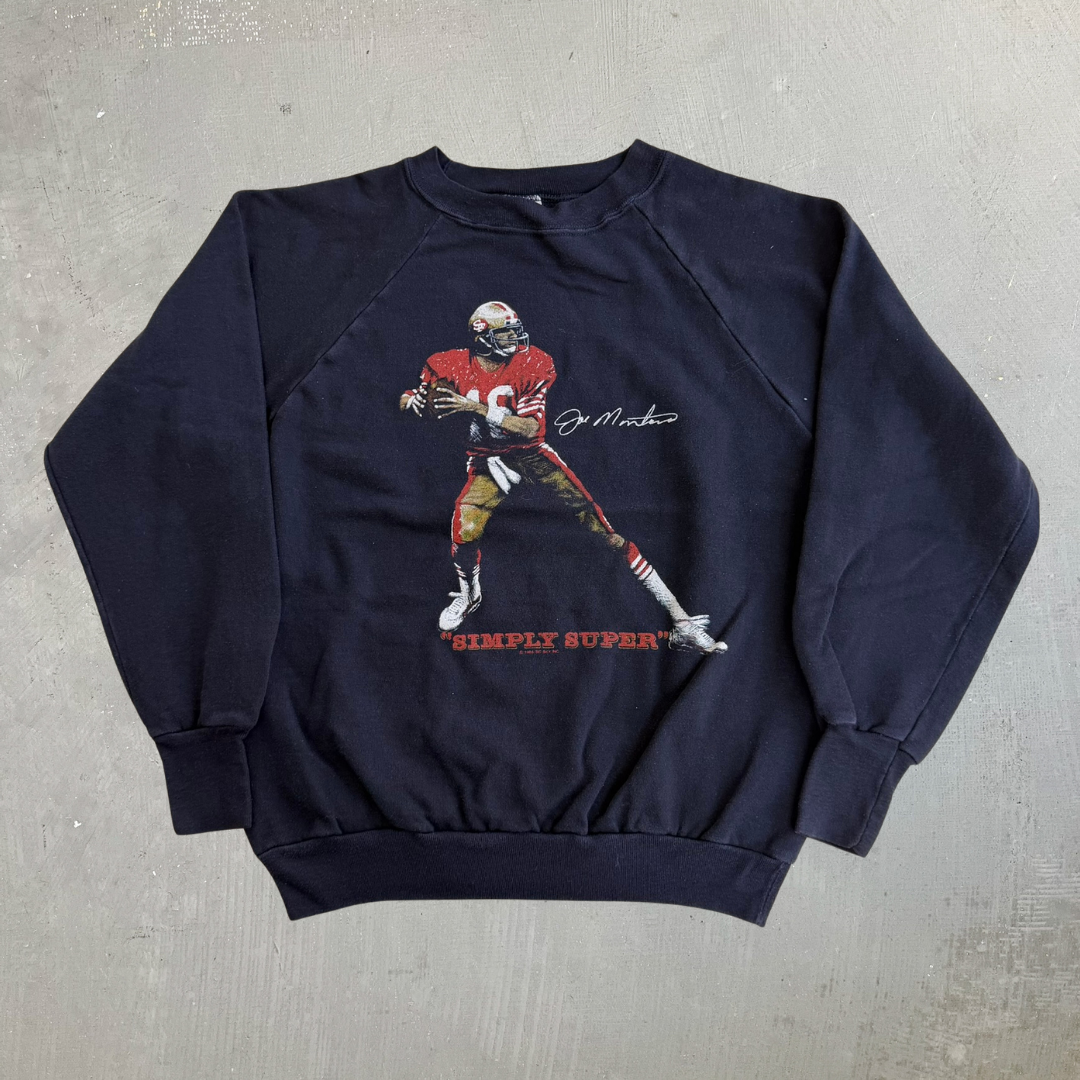 J- Vintage '85 San Francisco 49ers NFL Joe Montana Picture Graphic Made In USA Crewneck - L (fits S)