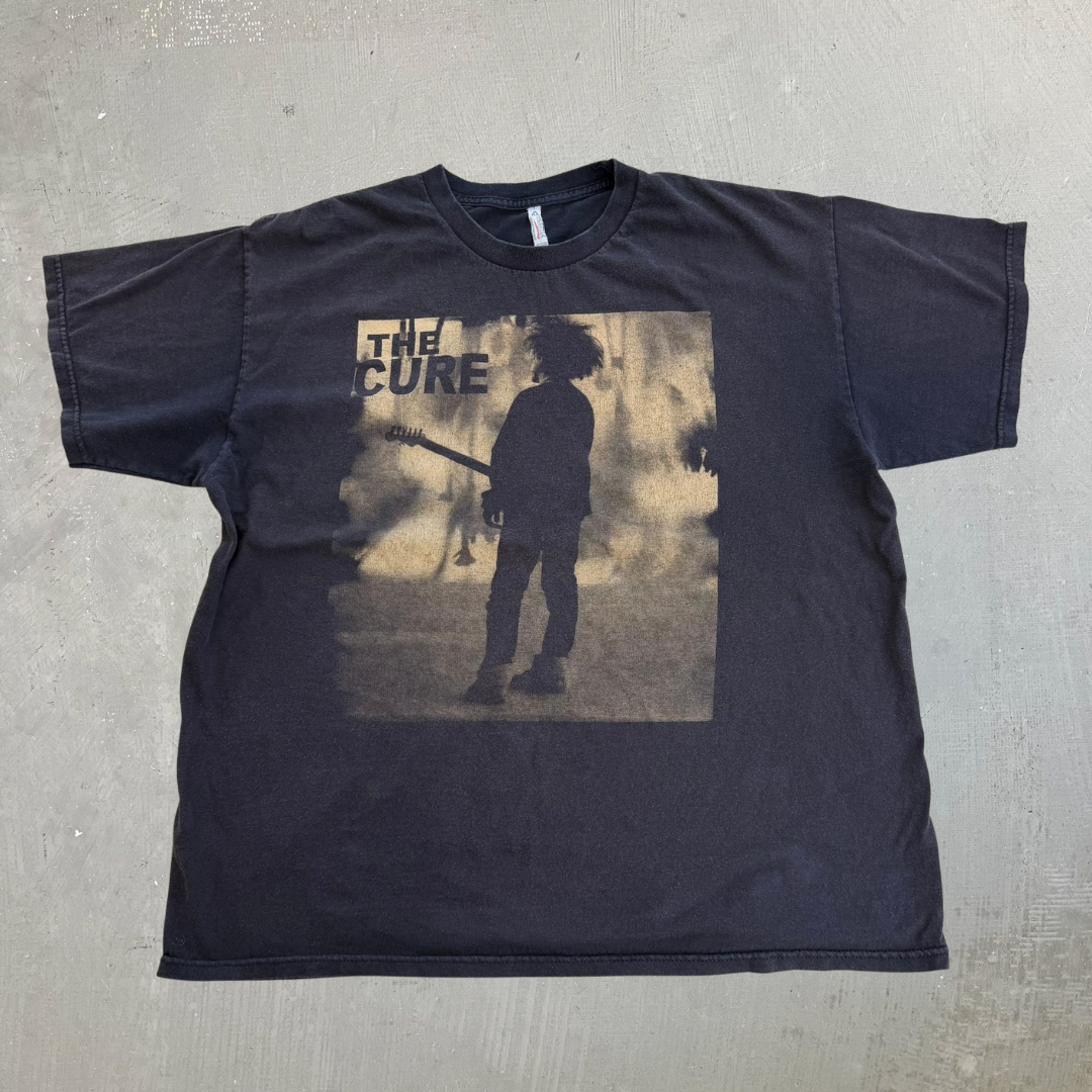 J- Vintage The Cure Picture & Text Graphic Tee - XL