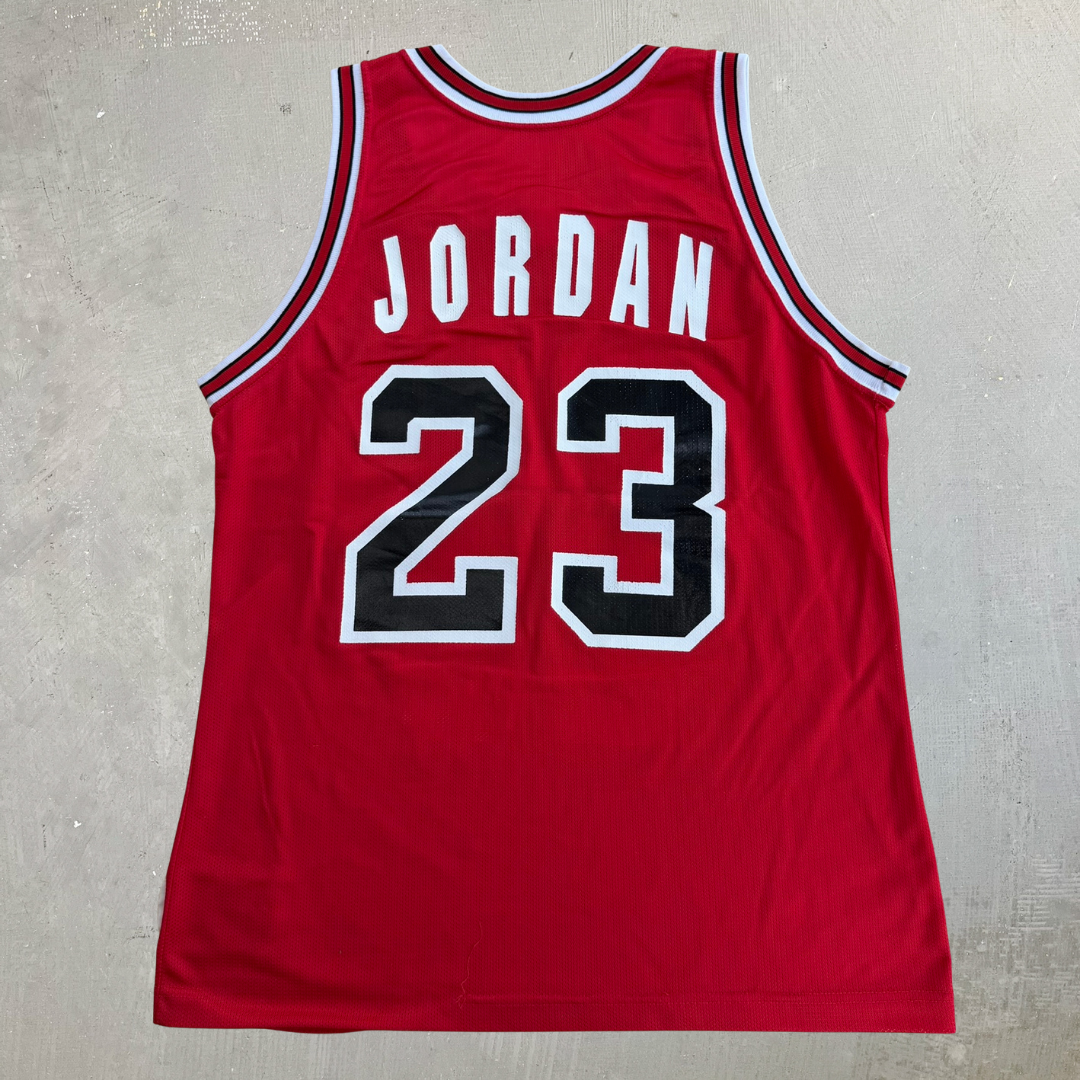 J- Vintage Chicago Bulls Michael Jordan NBA Champions Made In USA Basketball Jersey - 40 (fits M)