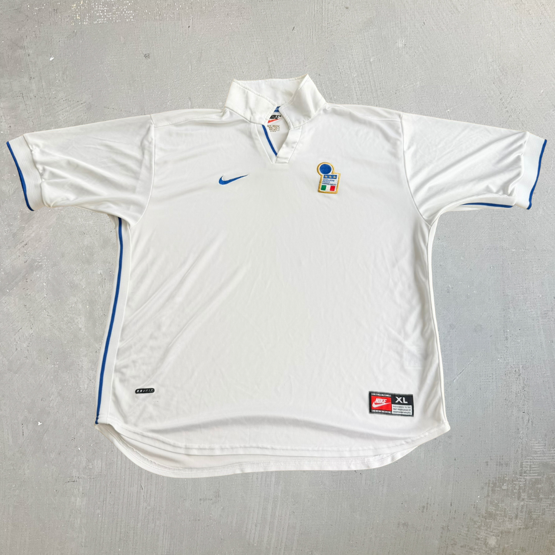 J- Vintage Nike Team Italy Soccer Federation Soccer Jersey - XL