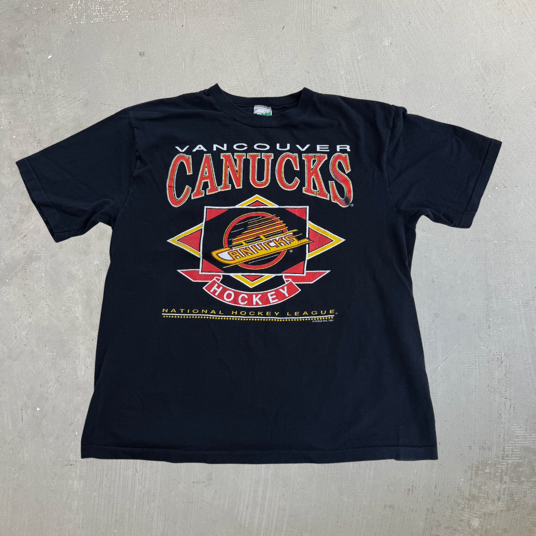 J- Vintage '94 Vancouver Canucks NHL Logo & Text Graphic Single Stitch Tee - S