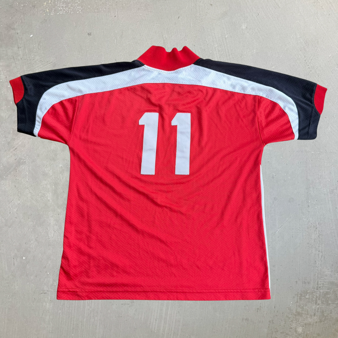 J- Vintage Umbro Teamwear Chinooks Team Soccer Jersey - M
