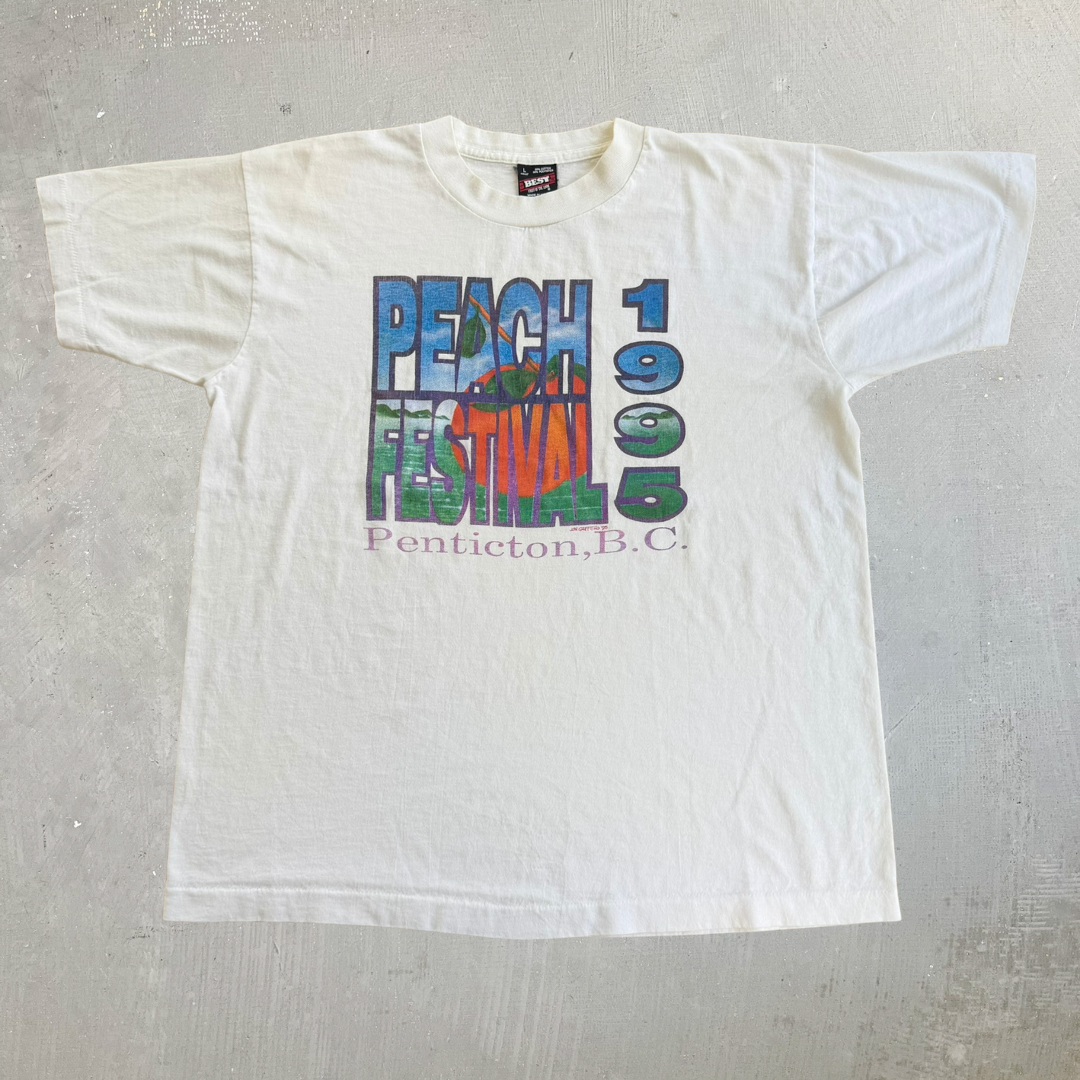 J- Vintage '95 Penticton BC Peach Festival Graphic Made In USA Single Stitch Tee - L