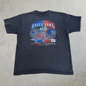 J- Vintage '08 NFL Super Bowl 43 Patriots Vs Giants Reebok Graphic Tee - L