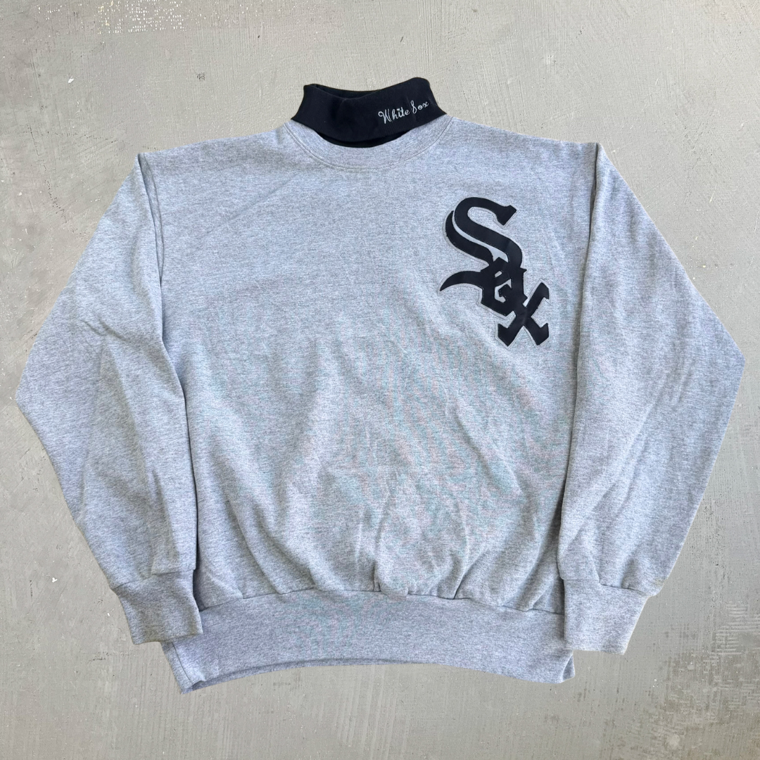 Vintage Chicago White Sox MLB Majestic Embroidered Logo Graphic Made In USA Turtle Crewneck - L