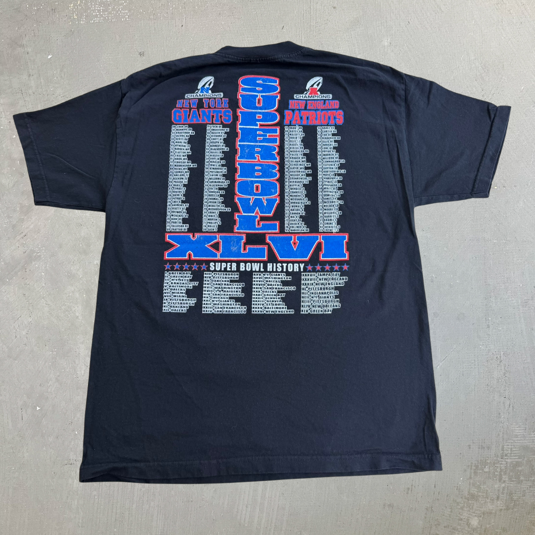 J- Vintage '12 NFL Super Bowl 46 New York Giants Vs New England Patriots Graphic Tee - L