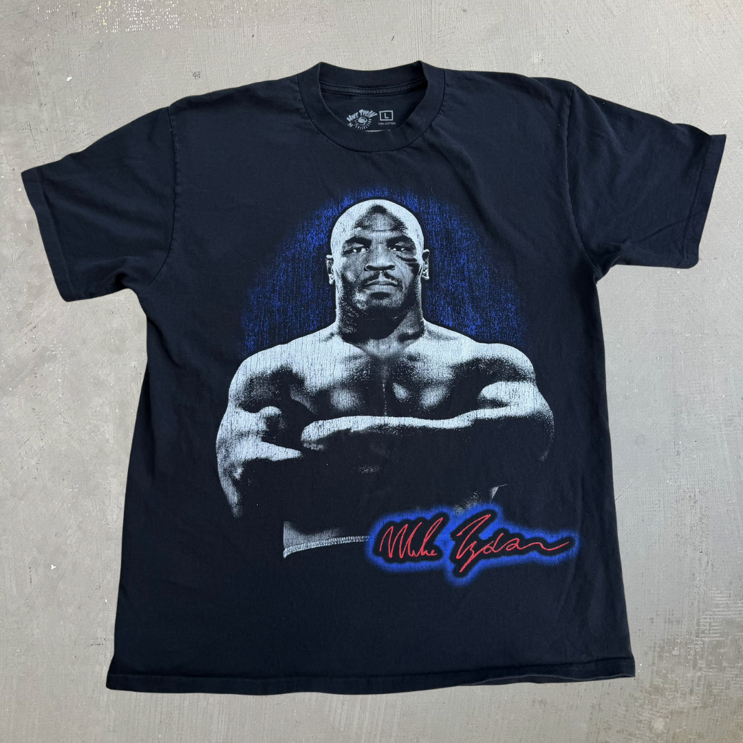 J- Mike Tyson Hallf Of Fame Picture  & Graphic Tee - L