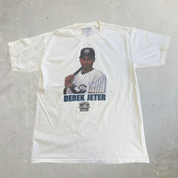 J- Vintage '01 New York Yankees Derek Jeter MLB Pro Player Minor League Graphic Tee - M