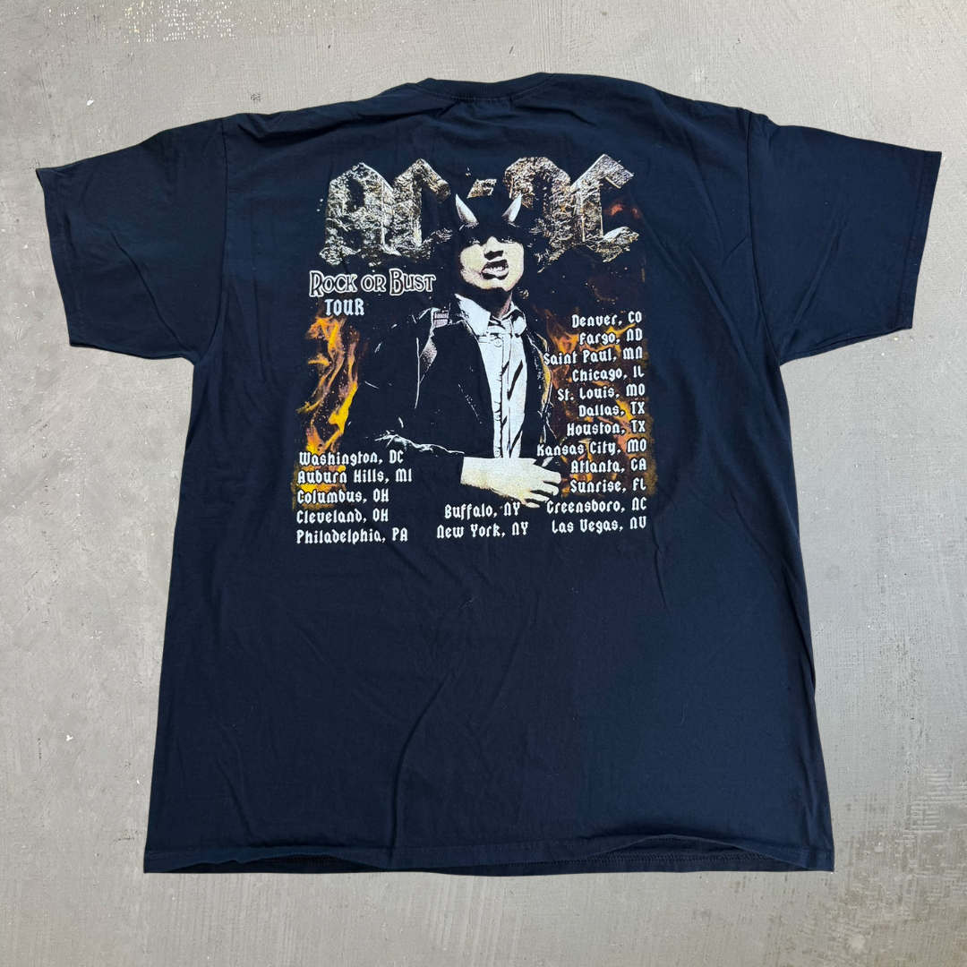 J- '15 AC/DC Rock Or Bust Tour Graphic Tee - XL