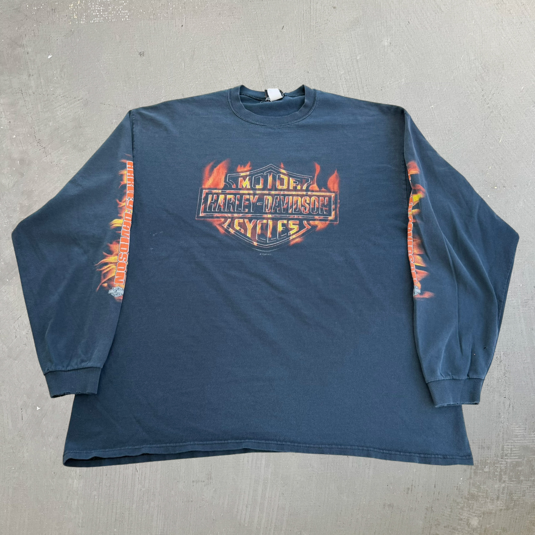 J- Vintage '00 Harley Davidson South Hampton Flame Logo & Text Made In USA Long Sleeve Tee - 2XL