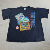 J- Vintage '96 New York Yankees MLB Looney Tunes Tazmanian Devil Limited Edition Trading Cards Tee - XL
