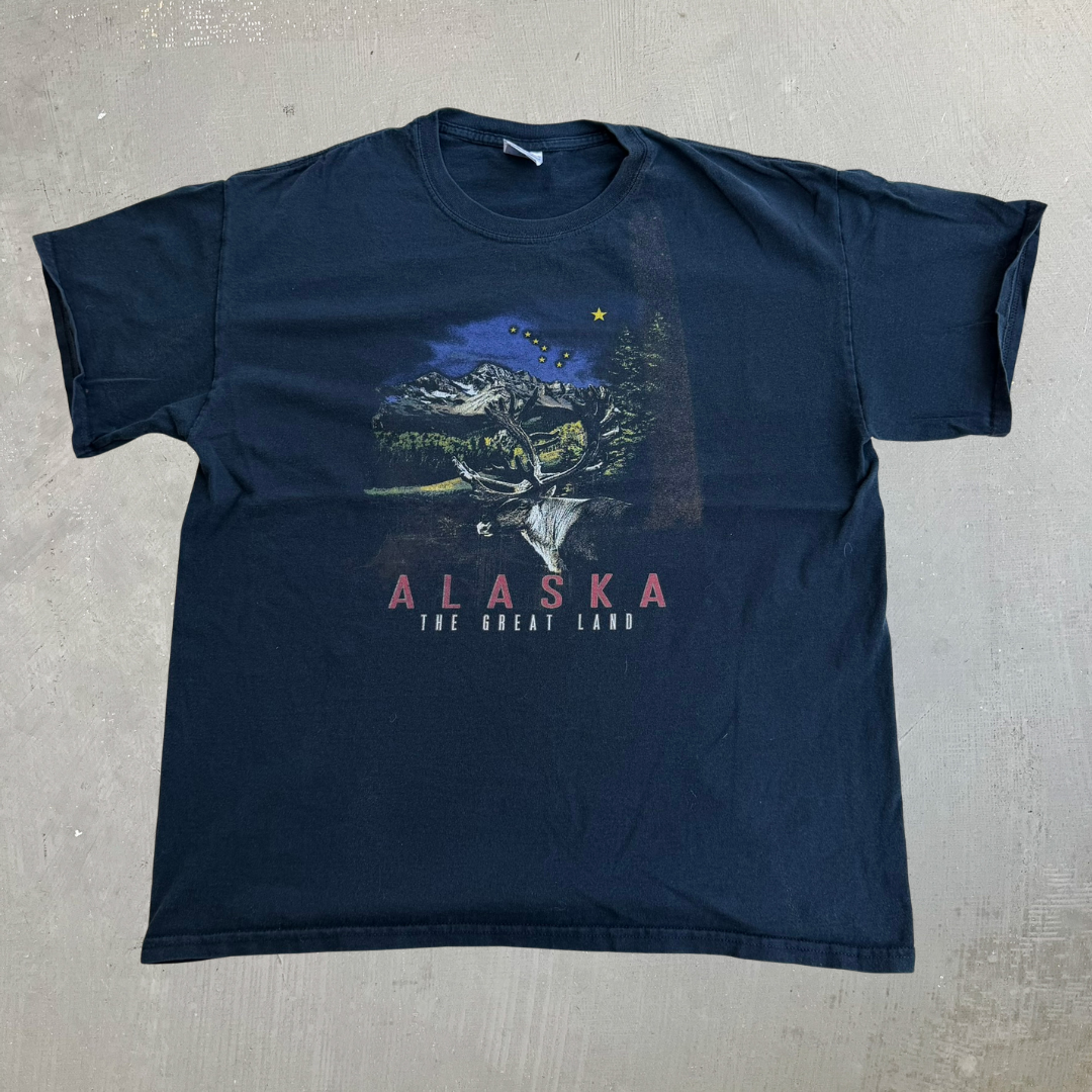 J- Vintage Alaska The Great Land Elk & Mountain Graphic Tee - L