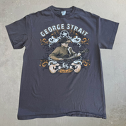 J- '13 George Strait The Cowboy Rides Away Tour Graphic Tee - M