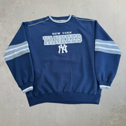 J- Vintage New York Yankees MLB Lee Embroidered Text Crewneck - L