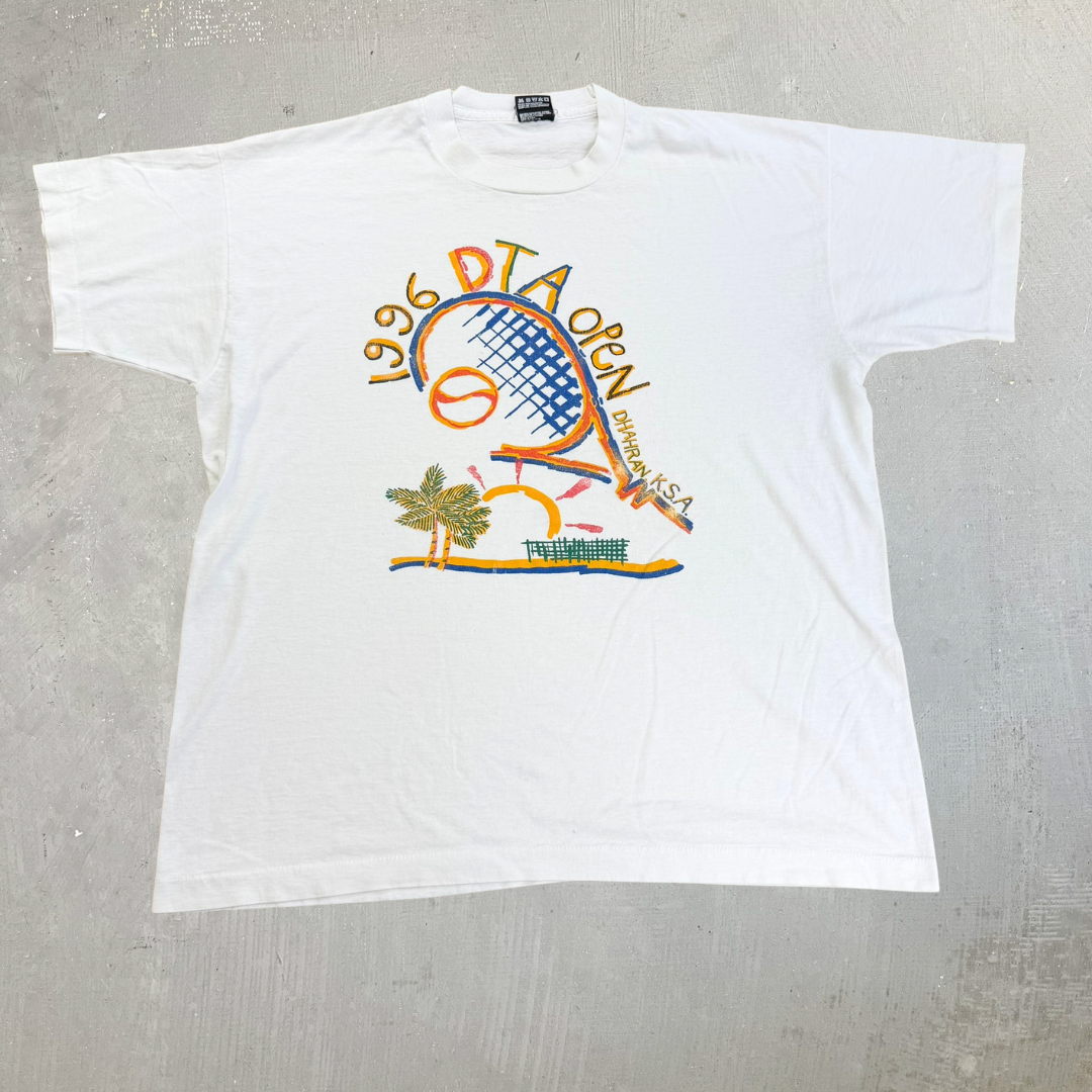 J- Vintage '96 DTA Open Dhahran KSA Tennis Graphic Made In USA Single Stitch Tee - XL