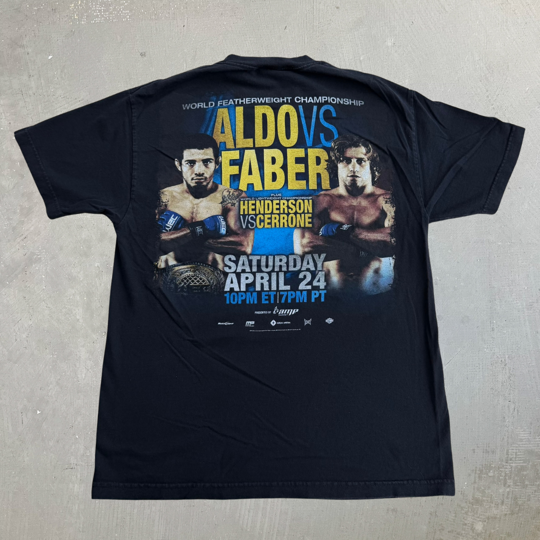 J- Vintage '10 Jose Aldo Vs Urijah Faber World Extreme Cagefighting Graphic Tee - L