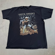 J- '14 Garth Brooks World Tour Picture Graphic Tee - XL