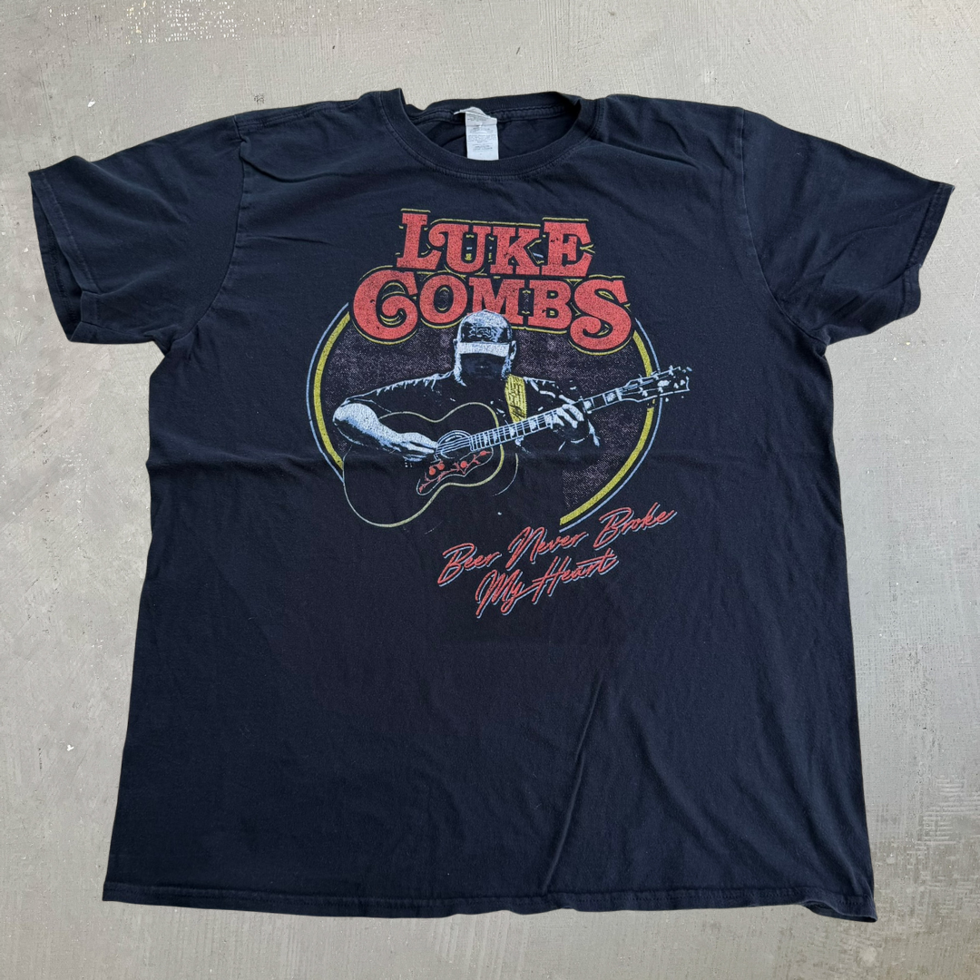 J- '19 Luke Combs Beer Never Broke My Heart Tour Graphic Tee - L