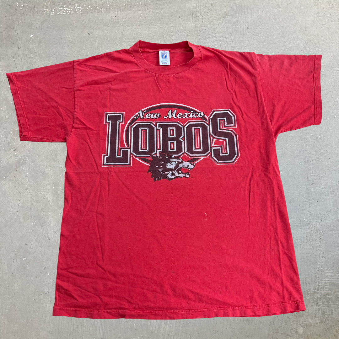 J- Vintage University Of New Mexico Lobos Logo Graphic Logo 7 Tee - XL