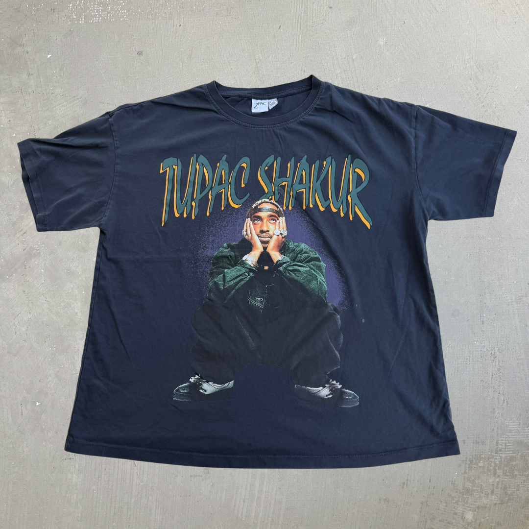 J- '23 Tupac Shakur Crouching Picture Graphic Tee - M