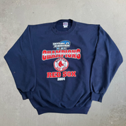 Vintage '04 Boston Red Sox MLB World Champions Graphic Hanes Tag Crewneck - M