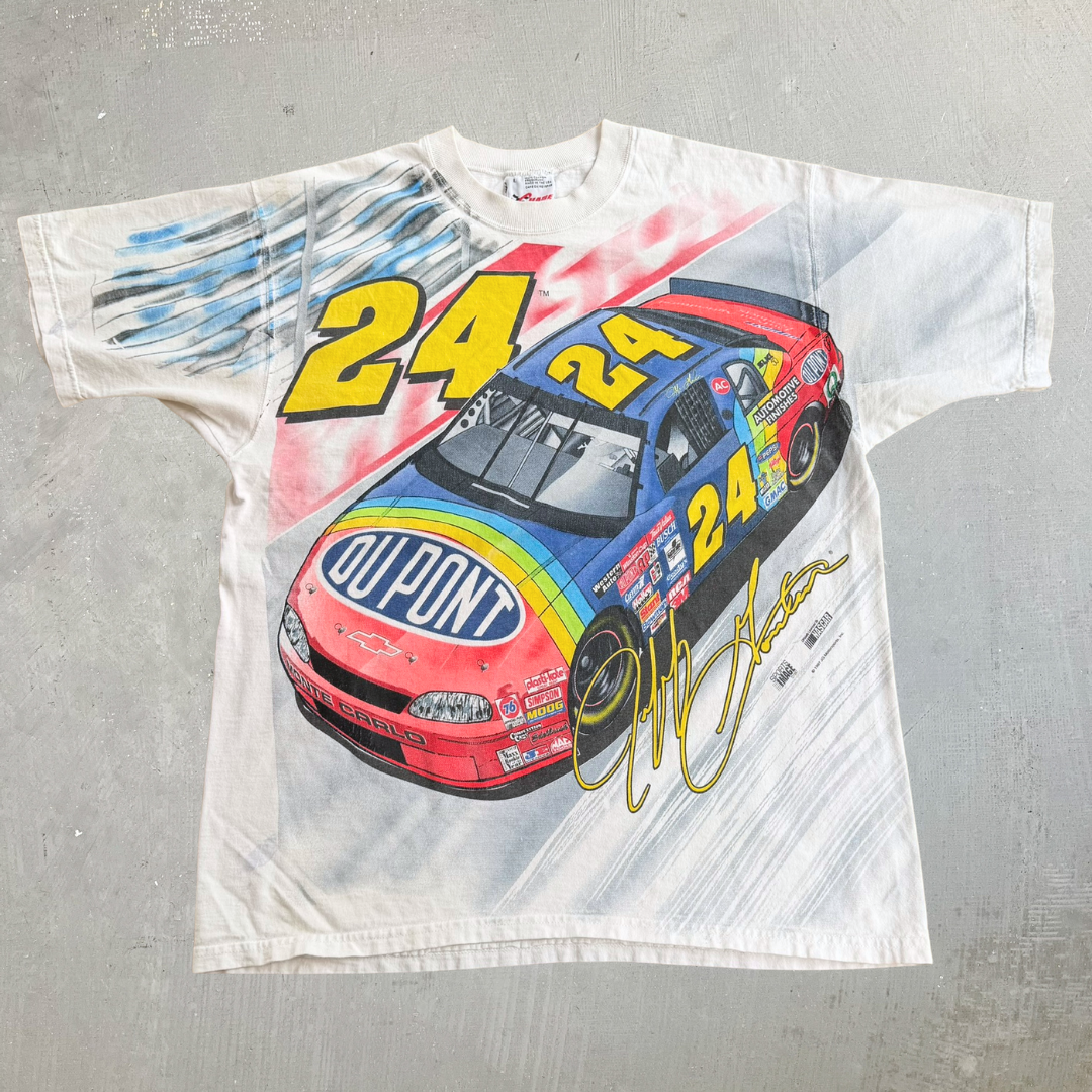 J- Vintage '98 Nascar Jeff Gordon Car & Pitt Crew Graphic Jumbo Print Made In USA Tee - L